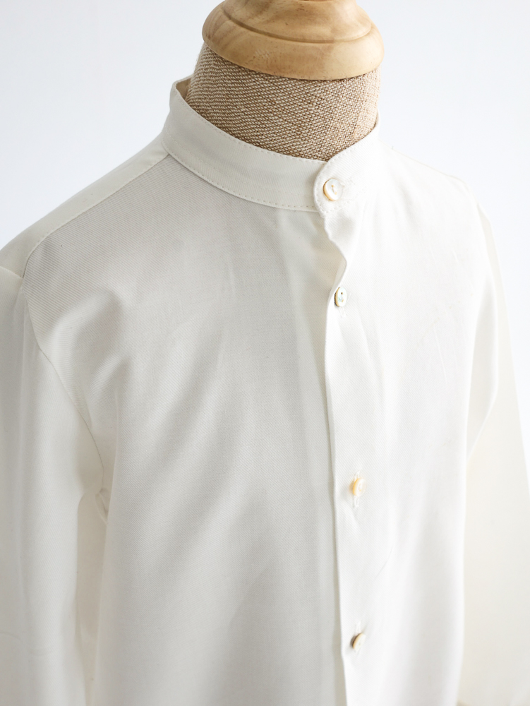 09 CAMISA MAO