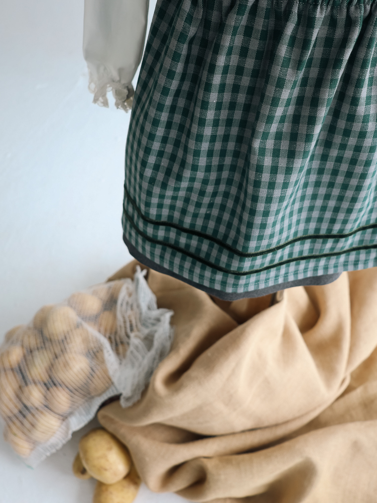 01 DELANTAL PACA 2 CINTAS