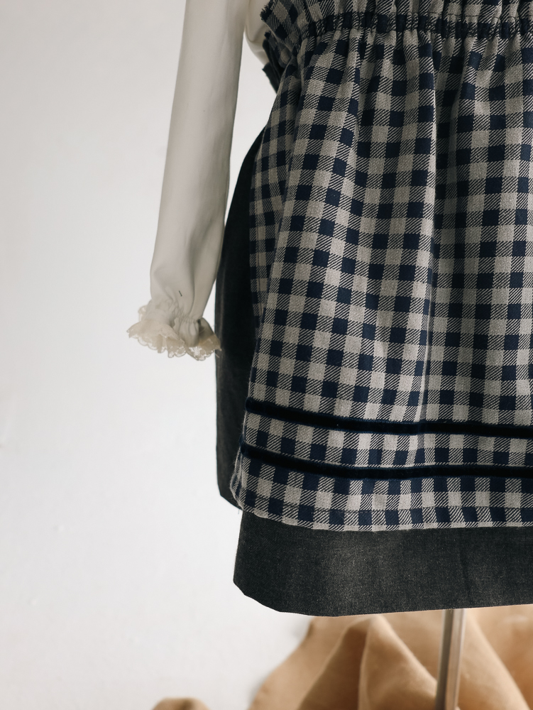 01 DELANTAL PACA 2 CINTAS