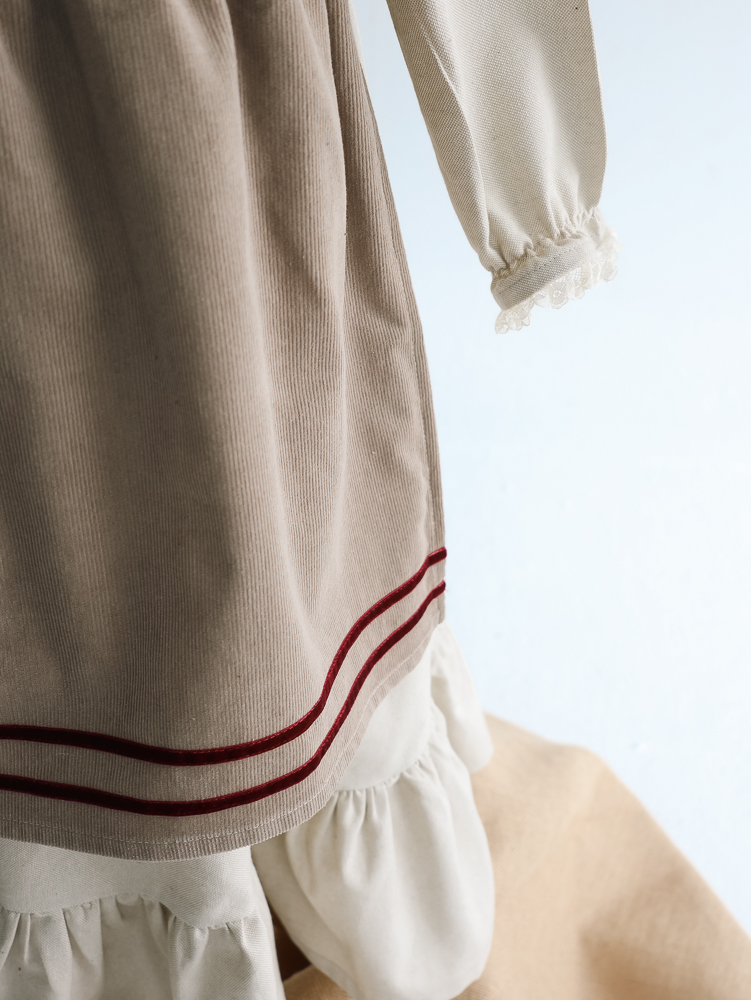 04 VESTIDO LARGO BASE DELANTAL