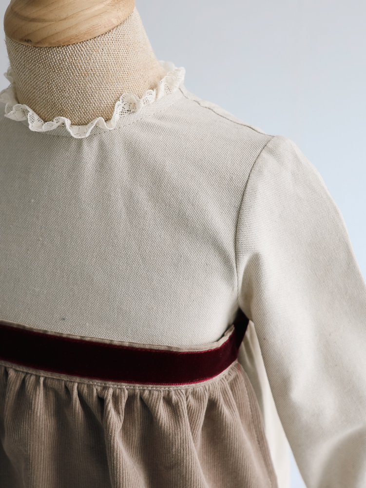 04 VESTIDO LARGO BASE DELANTAL