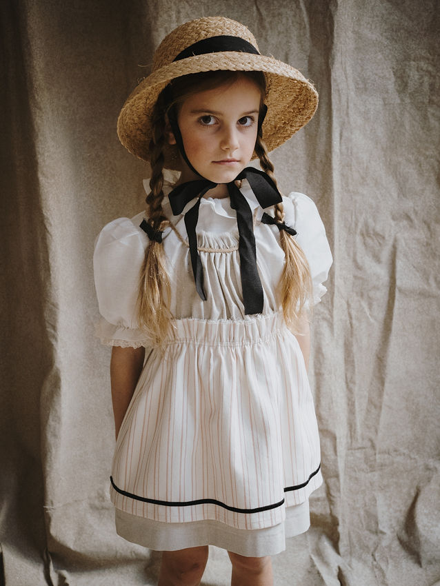 6.1 DELANTAL PACA COTTON&TOSTADO CON CINTA NEGRA