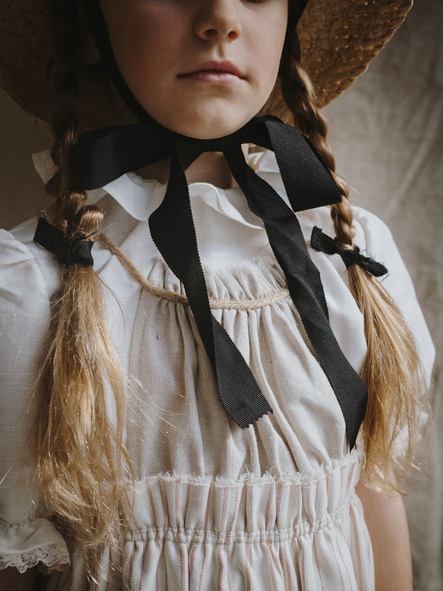 6.1 DELANTAL PACA COTTON&TOSTADO CON CINTA NEGRA