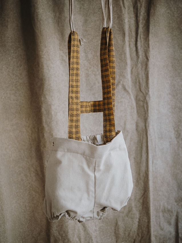 BERMUDAS BEBÉ COTTON TOSTADO CON H ESCOCÉS PV