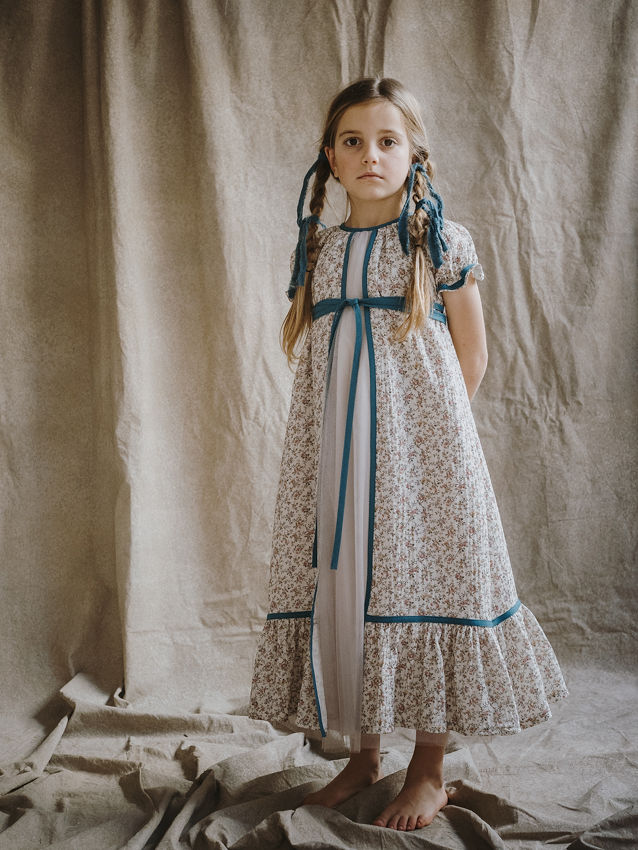 VESTIDO GRECIA LARGO FLORES Y TUL CON CINTAS